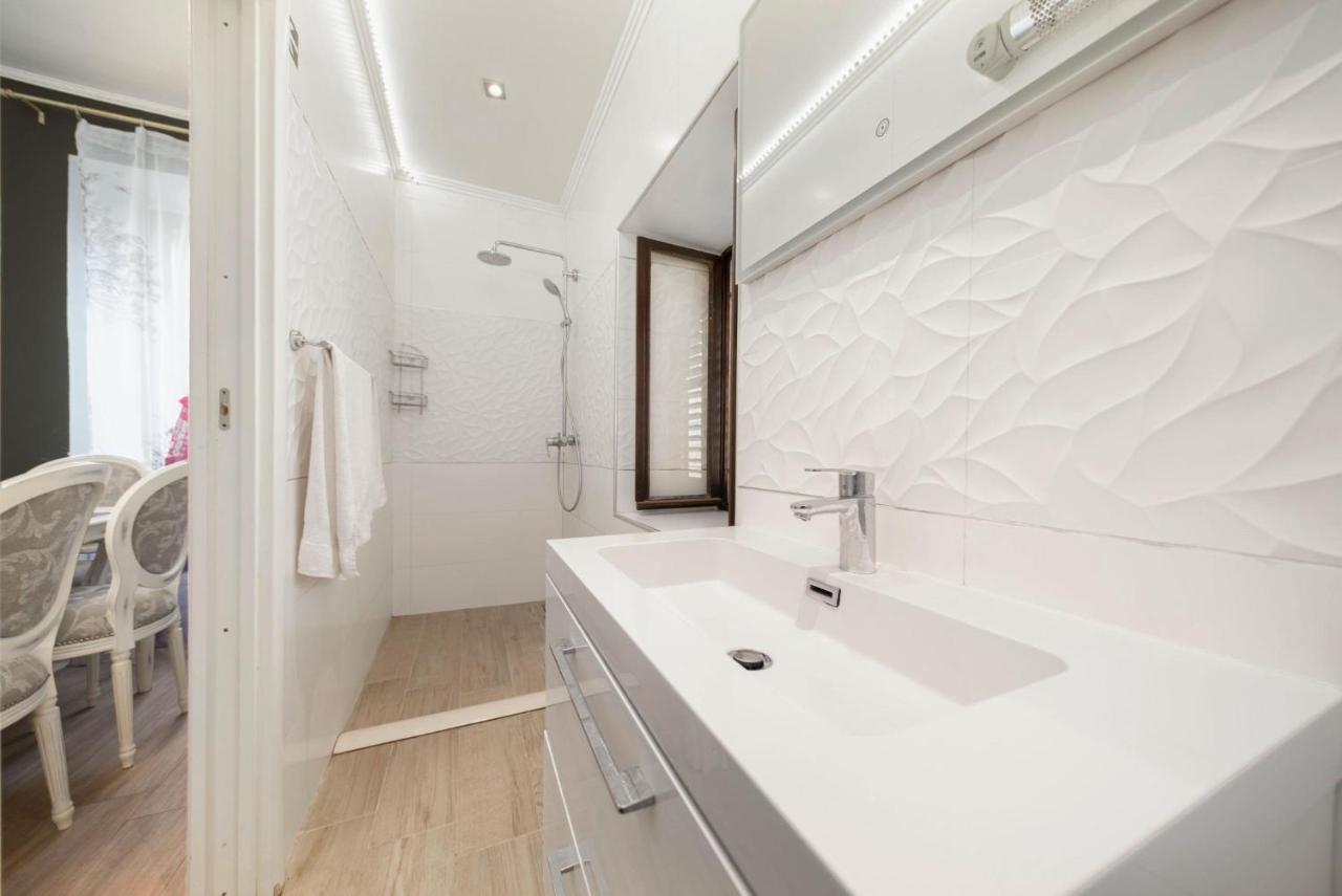 Апартаменты Apartman Gentile Сплит Экстерьер фото